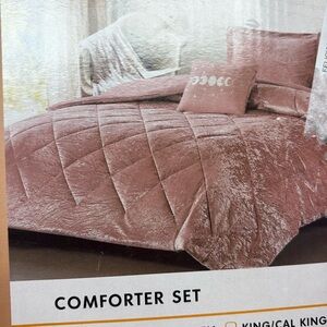 pink/ rose Quilted Comforter Set Plush Bedding